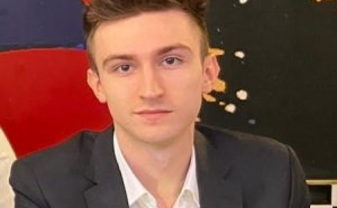 savvi-team_christian-lee-edited-300×300